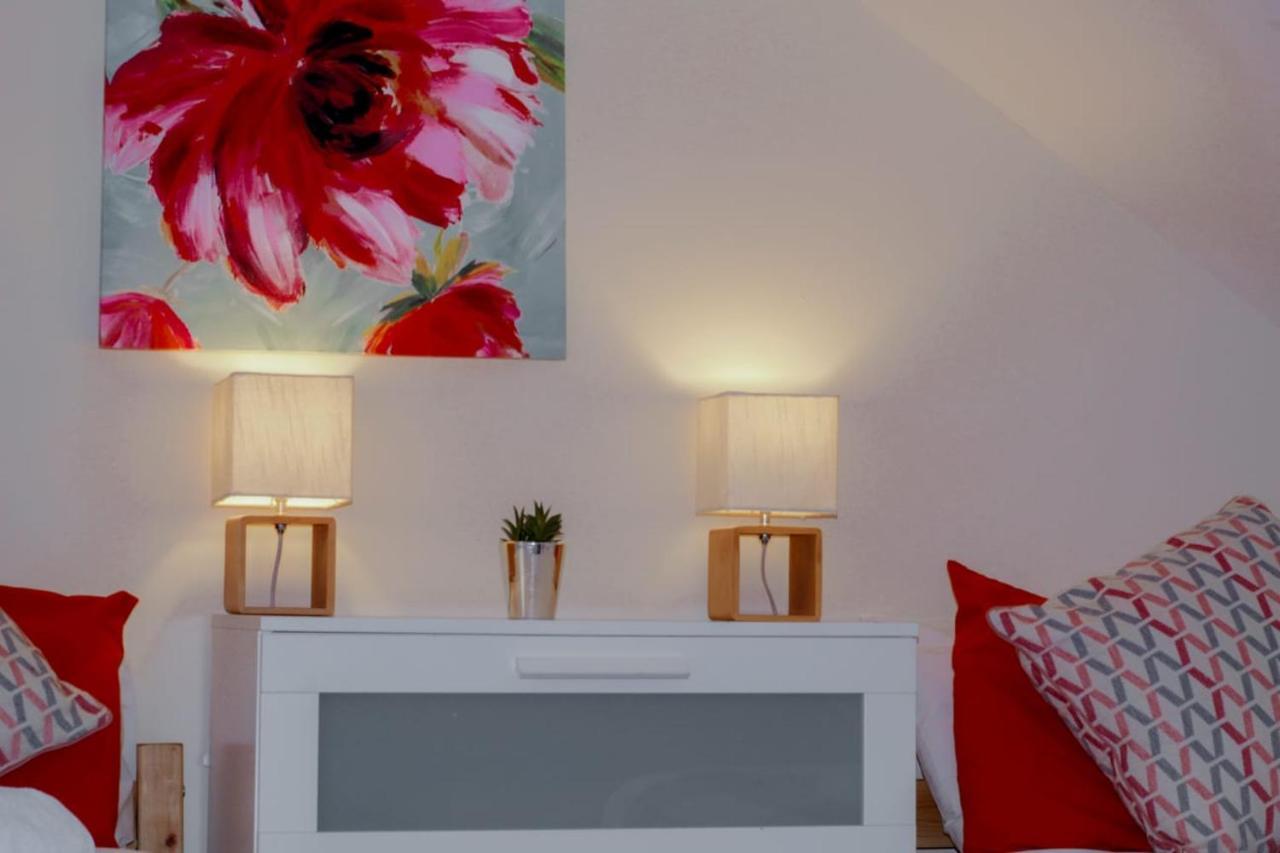 Bellaliving 2 Bedroom Apartment - Luton Лутон Екстер'єр фото